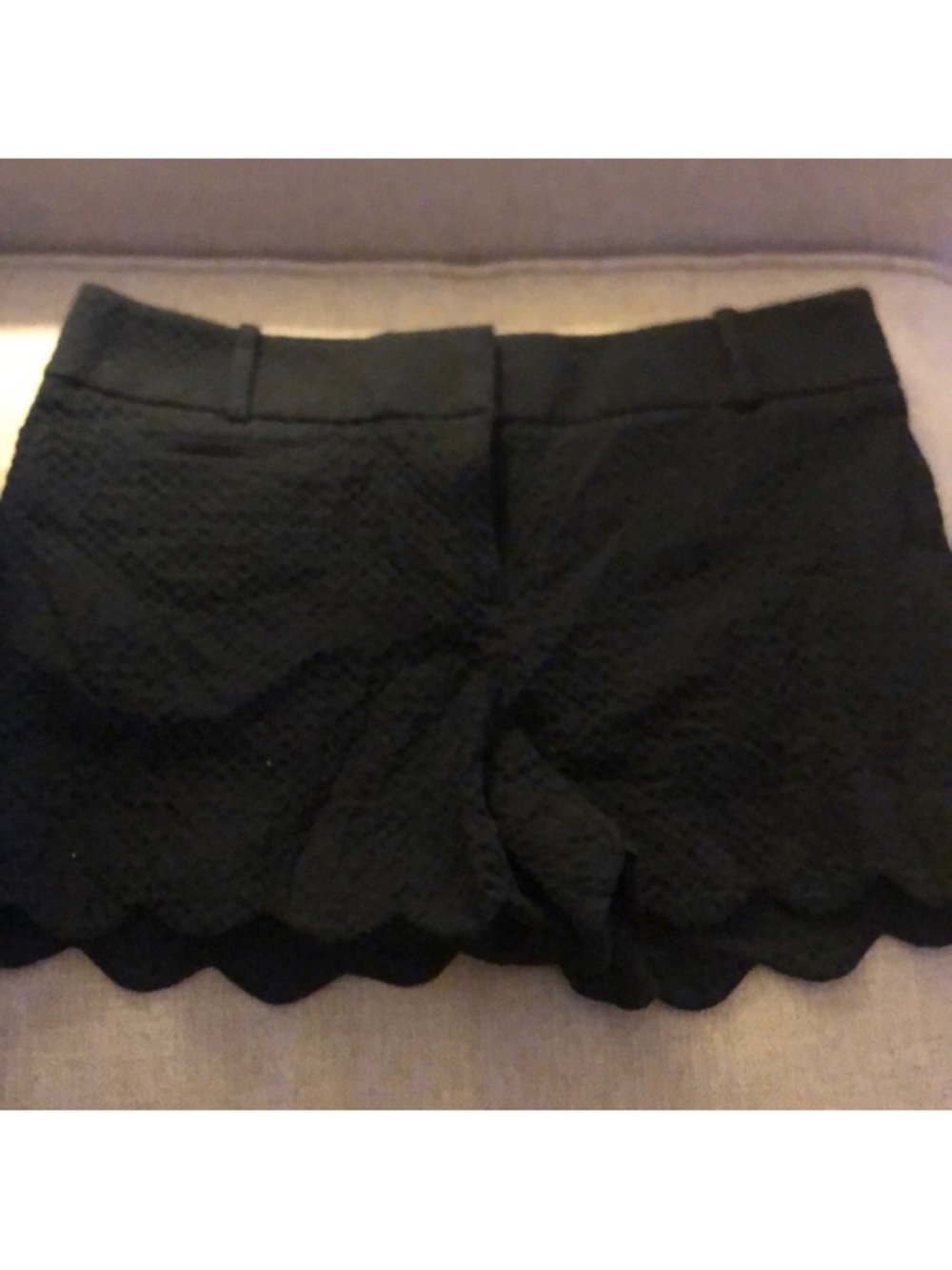 W14- Loft Black Scalloped Hem Women's Shorts 8